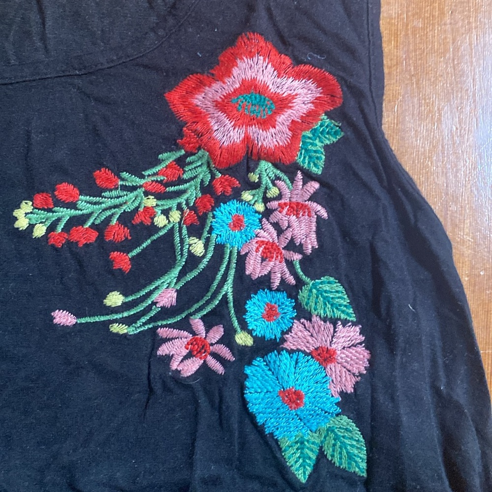 Anthropologie x W5, embroidered trapeze tank top - Picture 2 of 4